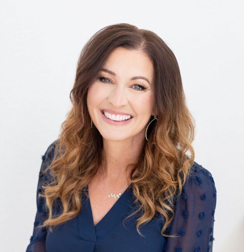 Bethcannon headshot20222